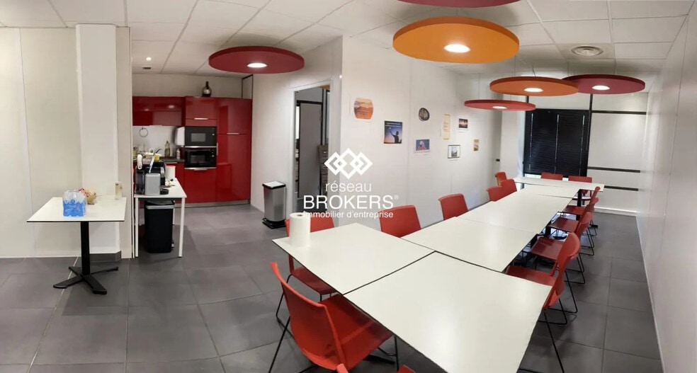 Bureau dans Voiron à louer - Photo intérieure – Image 2 sur 13