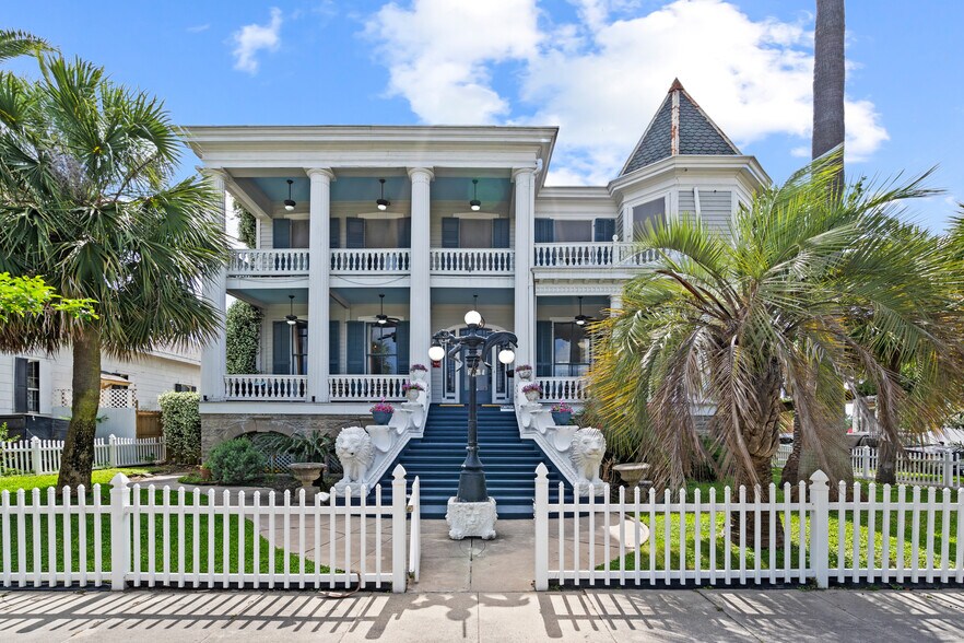 1103 33rd St, Galveston, TX à vendre - Photo de l’immeuble – Image 1 sur 106