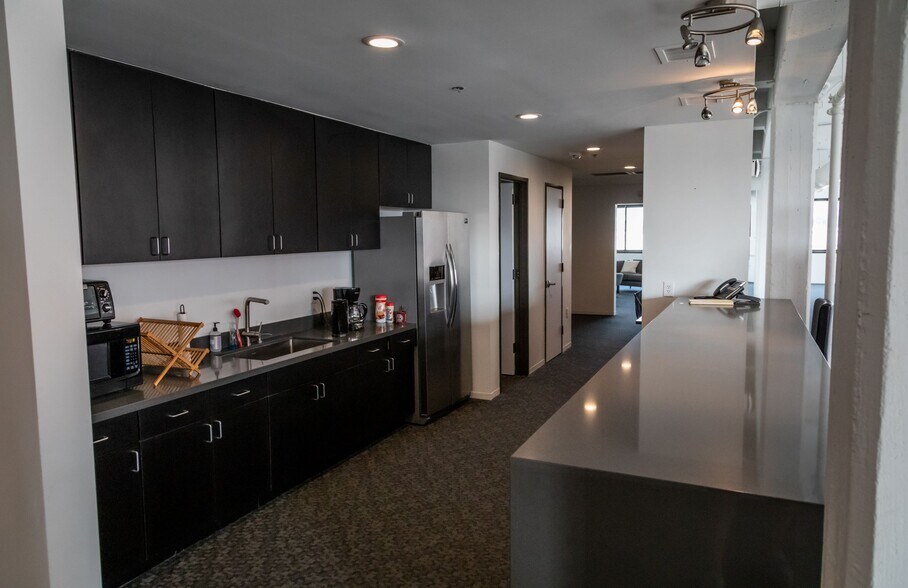 800 Sampson St, Houston, TX à louer - Photo intérieure – Image 2 sur 17