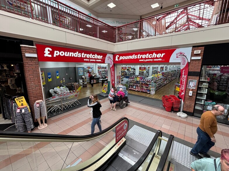 Market Hall St, Cannock à louer - Photo de l’immeuble – Image 2 sur 14