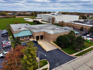 Plus de détails pour 461 Park Ave, Lake Villa, IL - Industriel/Logistique à louer