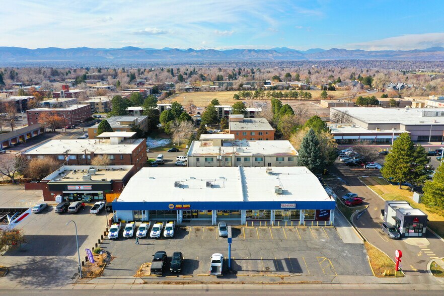 5553-5555 S Broadway, Littleton, CO à louer - Photo de l’immeuble – Image 3 sur 8