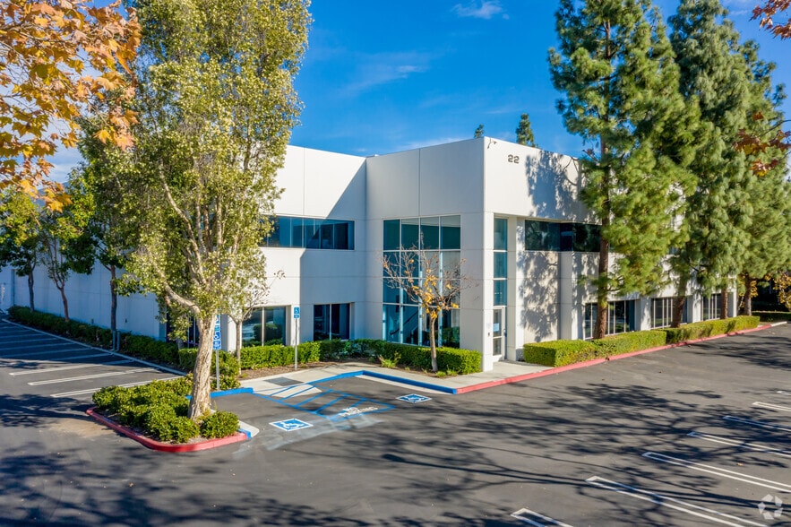 22 Journey, Aliso Viejo, CA à louer - Photo principale – Image 1 sur 4