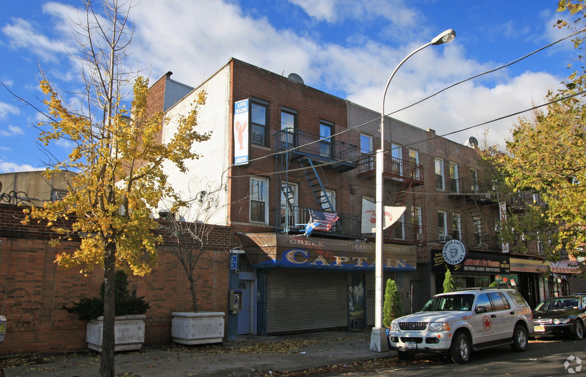 32-10 36th Ave, Long Island City, NY à louer Photo principale– Image 1 sur 4