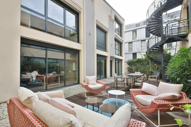 Plus de détails pour Bureau à louer