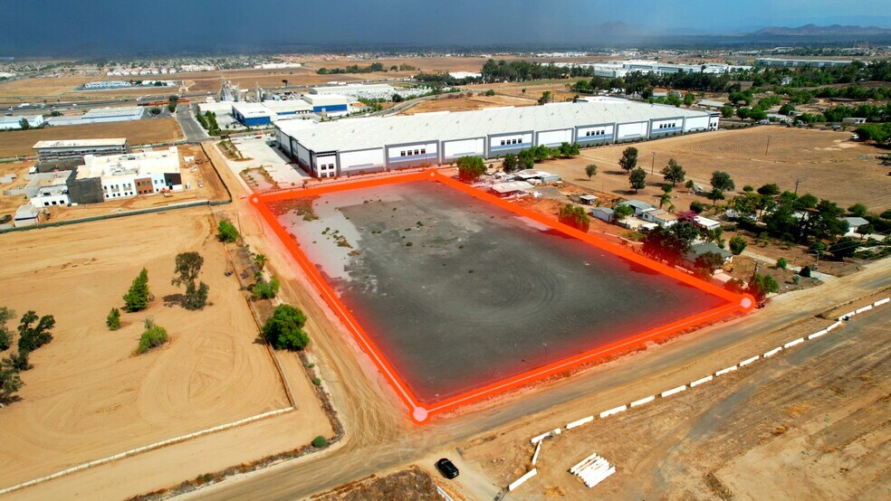 Tobacco Rd, Perris, CA à vendre - Vidéo sur l’annonce professionnelle – Image 2 sur 12