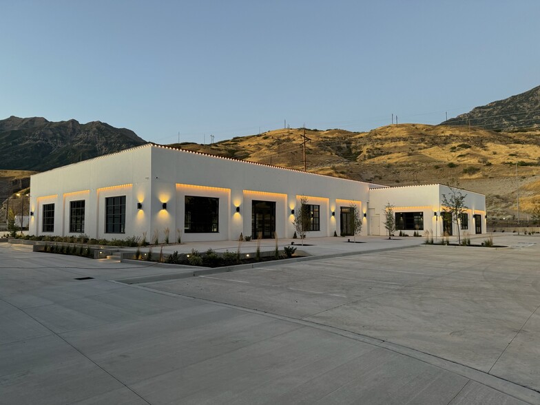 5609 N University Ave, Provo, UT à louer - Photo de l’immeuble – Image 1 sur 5