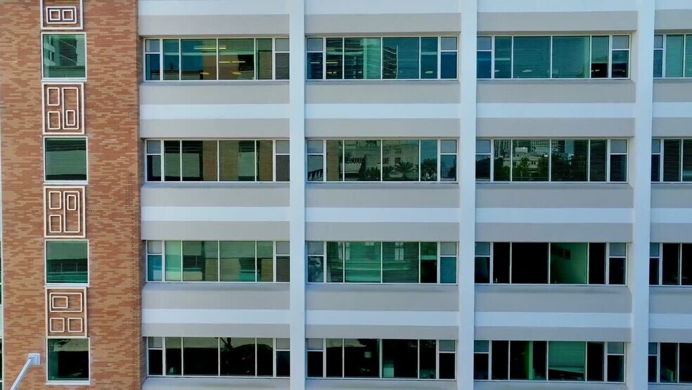 100 E Pine St, Orlando, FL à louer - Vidéo sur l’annonce professionnelle – Image 2 sur 6