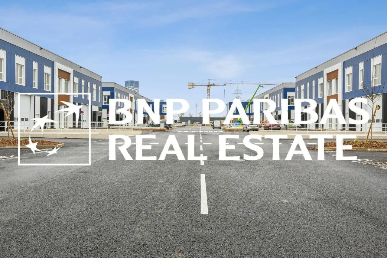 Local d’activités dans Moissy-Cramayel à louer Photo de l’immeuble– Image 1 sur 15