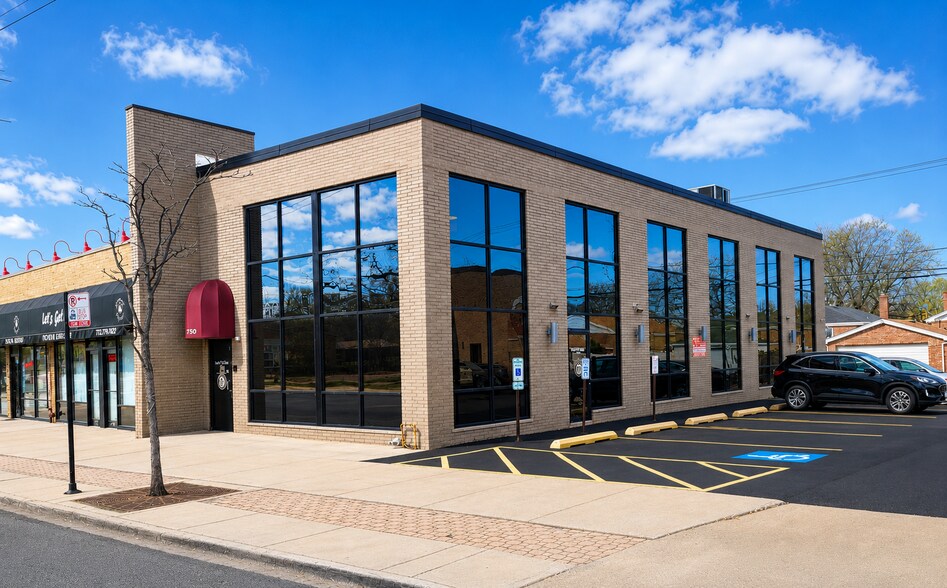 11750 S Western Ave, Chicago, IL à louer - Photo de l’immeuble – Image 1 sur 2