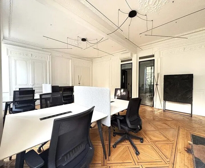 Bureau dans Lyon à louer - Photo de l’immeuble – Image 3 sur 7