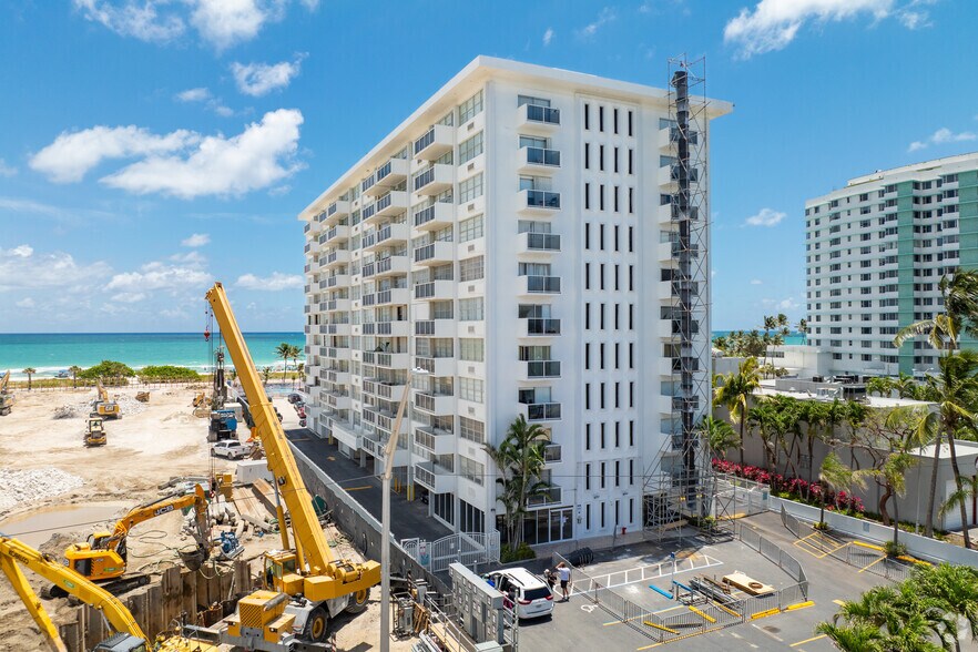 5313 Collins Ave, Miami Beach, FL à vendre - Photo de l’immeuble – Image 2 sur 8