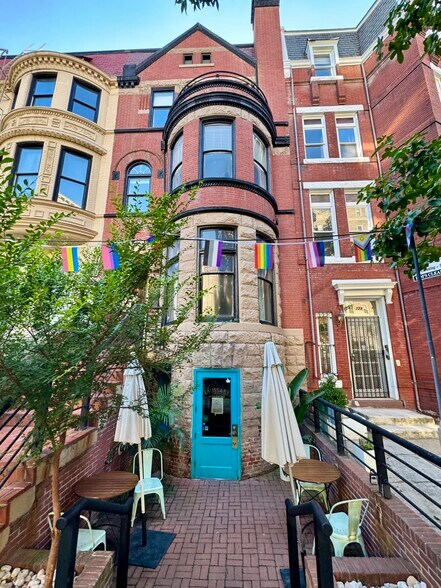 1726 20th St NW, Washington, DC à louer - Photo de l’immeuble – Image 2 sur 14