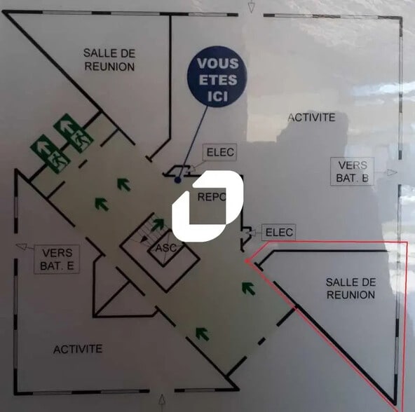 Bureau dans Les Essarts-le-Roi à louer - Plan d’étage – Image 2 sur 2