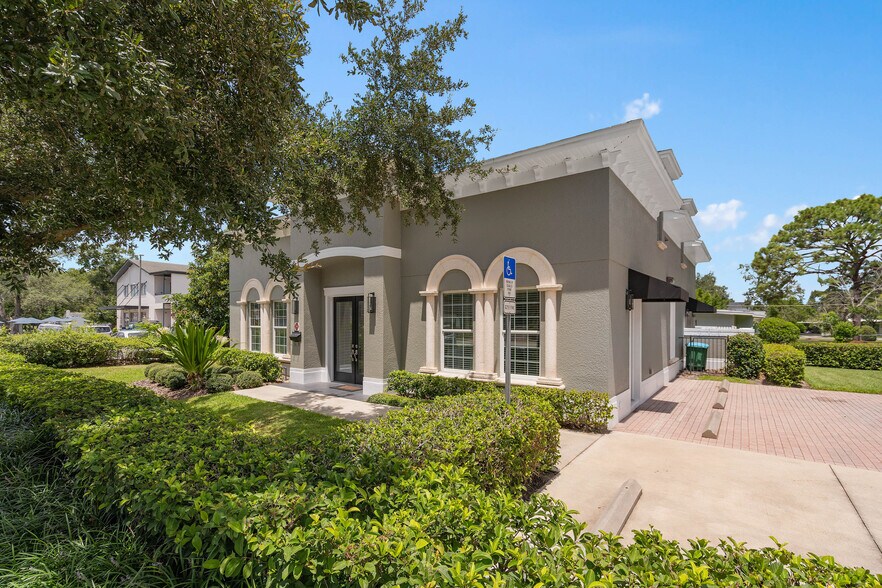 3217 Corrine Dr, Orlando, FL à louer - Photo de l’immeuble – Image 2 sur 33