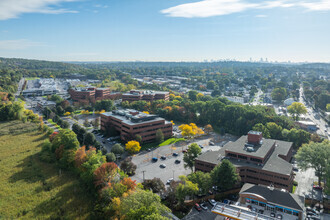 271 Waverley Oaks Rd, Waltham, MA - VUE AÉRIENNE  vue de carte