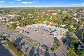 Plus de détails pour 2190-2194 Robertson Rd, Ottawa, ON - Local commercial à louer