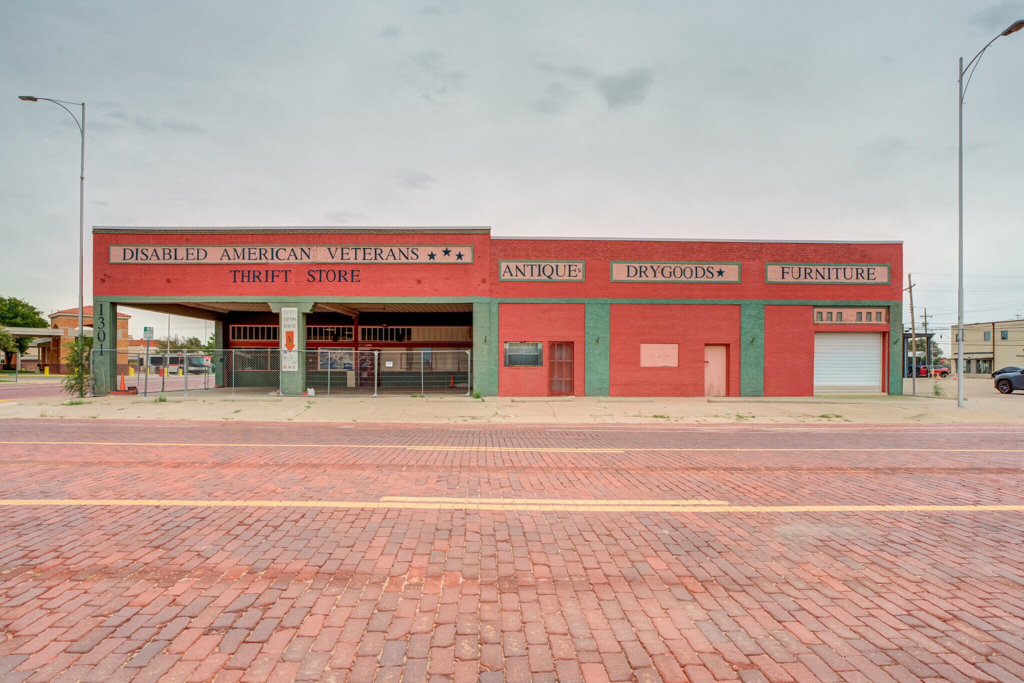 1301 Buddy Holly Ave, Lubbock, TX à louer Photo principale– Image 1 sur 49
