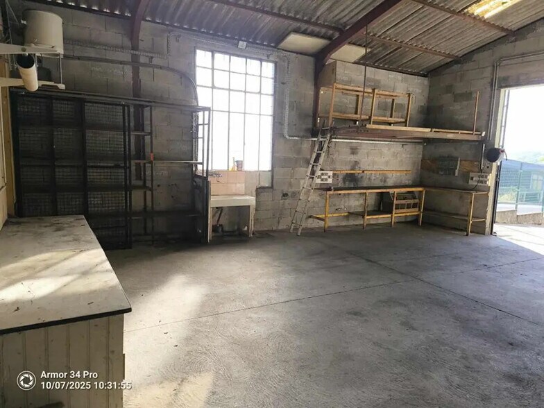 Industriel/Logistique dans Tulle à louer - Photo de l’immeuble – Image 3 sur 8