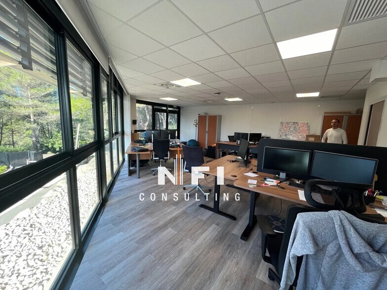 Bureau dans Valbonne à louer - Photo de l’immeuble – Image 2 sur 6