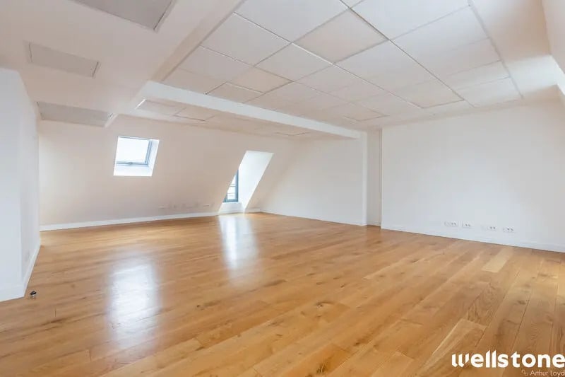 2-6 Rue Neuve Saint-Pierre, Paris à louer - Photo de l’immeuble – Image 1 sur 11