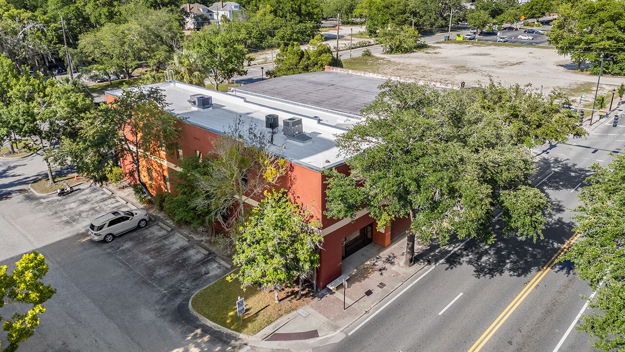 308 W University Ave, Gainesville, FL à louer Photo de l’immeuble– Image 1 sur 10