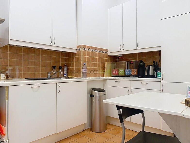 Bureau dans Paris à vendre - Photo de l’immeuble – Image 2 sur 7