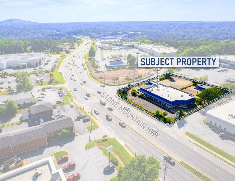 4175 Stone Mountain Highway, Lilburn, GA à vendre - Photo principale – Image 1 sur 16