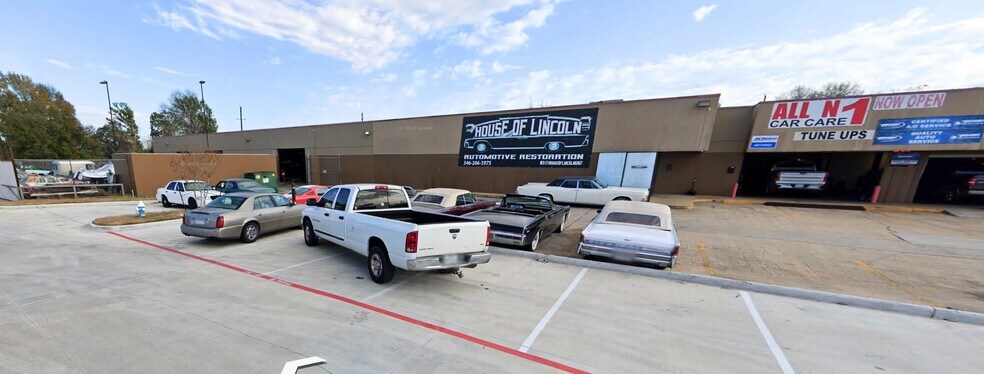11950 Perry Rd, Houston, TX à louer - Photo de l’immeuble – Image 2 sur 6
