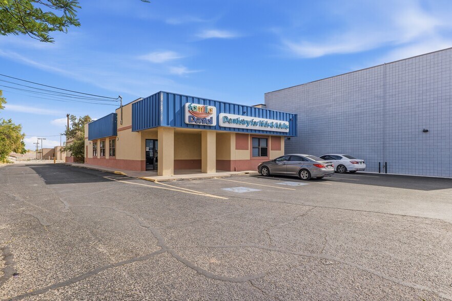 2330 W Pierce St, Carlsbad, NM à vendre - Photo de l’immeuble – Image 2 sur 6