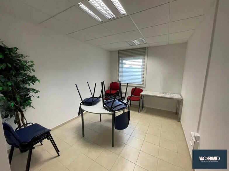 Local commercial dans Maubeuge à vendre - Photo de l’immeuble – Image 3 sur 4