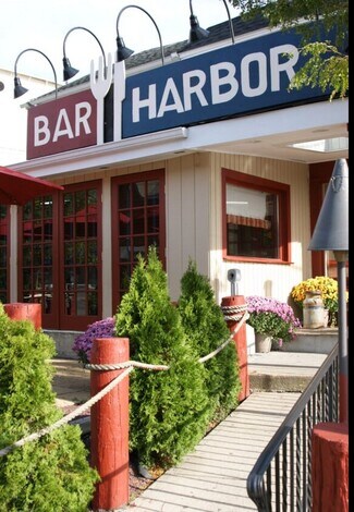 Plus de détails pour 181 E Boston Post Rd, Mamaroneck, NY - Local commercial à louer