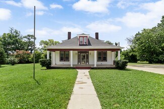 Plus de détails pour 300 Maple St, Smyrna, TN - Local commercial à vendre