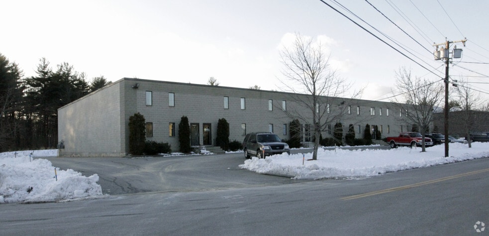 10-12 Delaware Dr, Salem, NH à louer - Photo principale – Image 1 sur 4