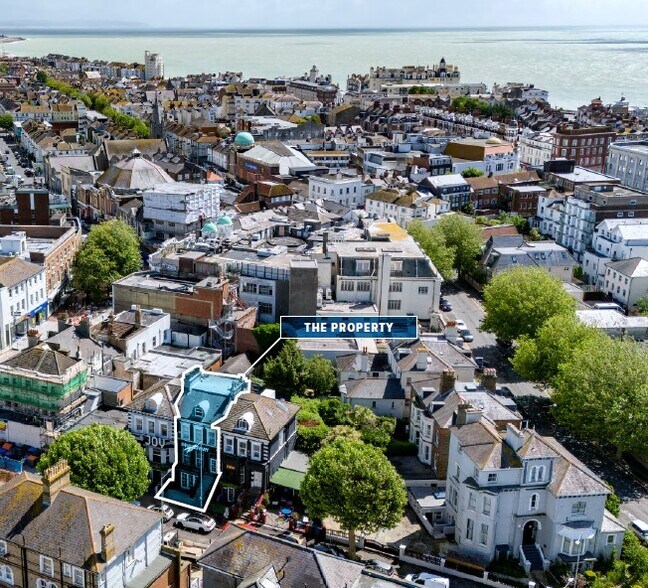 6 Bolton Rd, Eastbourne à vendre - Aérien – Image 2 sur 4