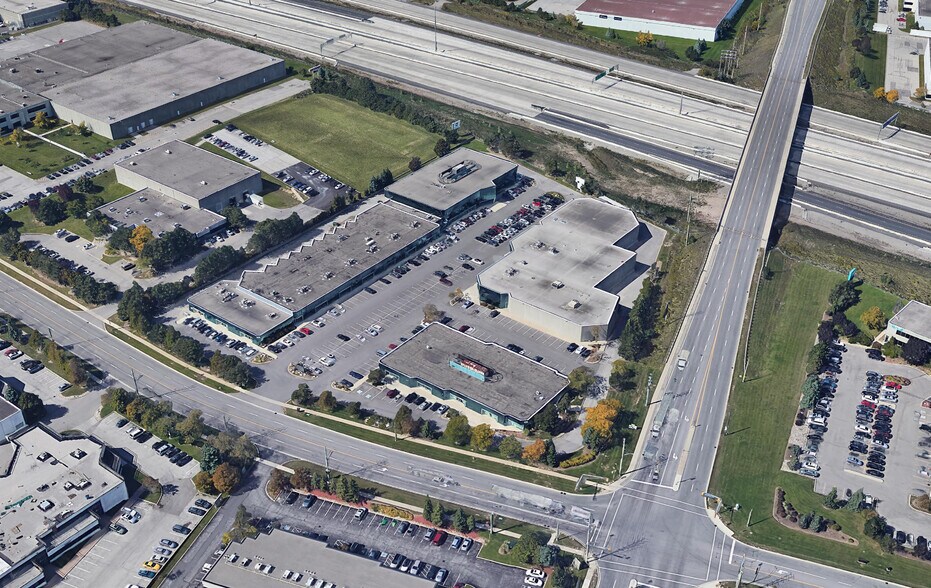 405 Britannia Rd E, Mississauga, ON à louer - Aérien – Image 1 sur 28