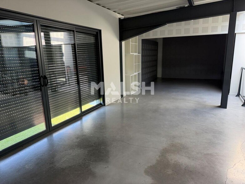 Local d'activités dans Cessieu à vendre - Photo intérieure – Image 2 sur 5