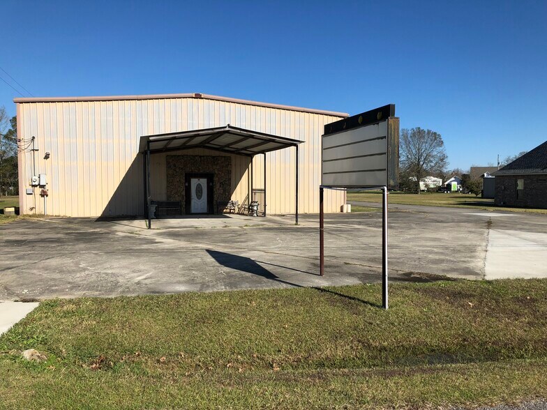 37092 Miller Rd, Prairieville, LA à louer - Photo de l’immeuble – Image 3 sur 16