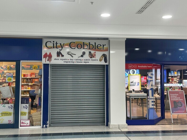 Westbury Mall, Fareham à louer - Photo de l’immeuble – Image 2 sur 16
