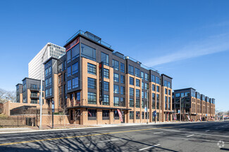 Plus de détails pour 349-377 Broad St, Newark, NJ - Local commercial à louer