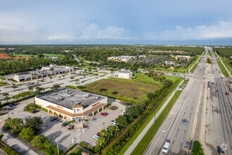 SEC Colonial Blvd & Treeline Ave, Fort Myers, FL - VUE AÉRIENNE  vue de carte