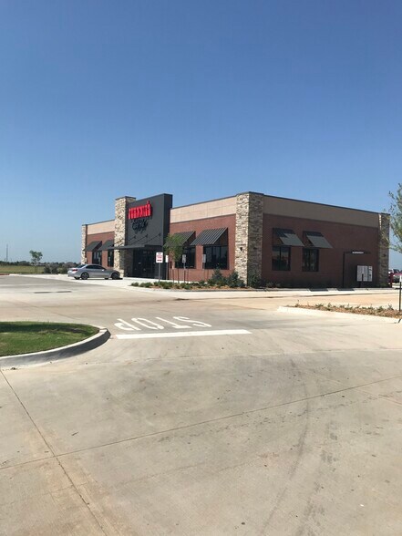 2305 S Telephone Rd, Moore, OK à louer - Photo de l’immeuble – Image 1 sur 2