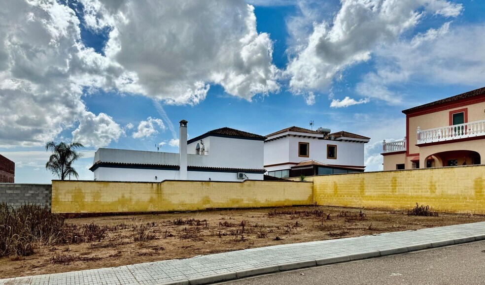 Calle Romero, 25, Cantillana, Sevilla à vendre - Photo de l’immeuble – Image 2 sur 5