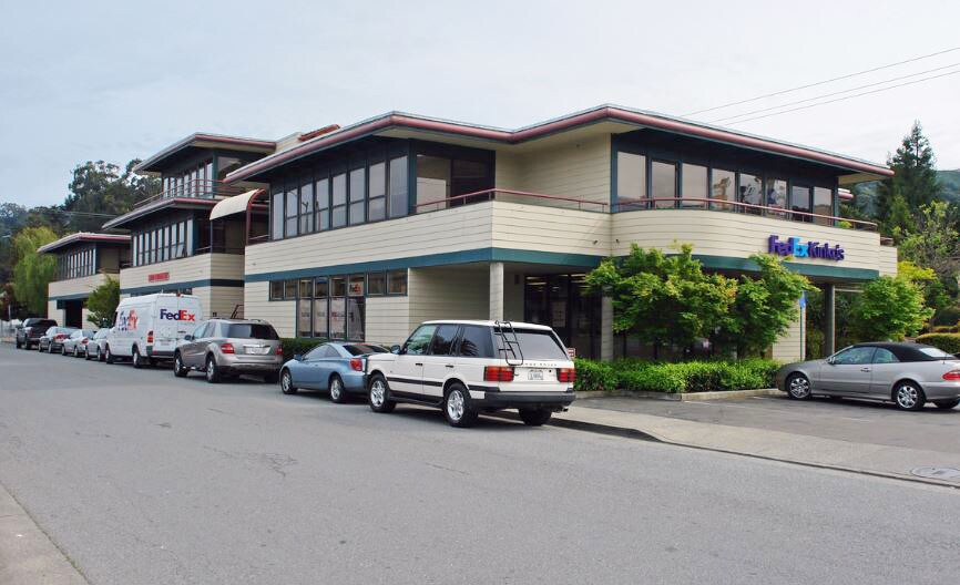 2400 Bridgeway, Sausalito, CA à louer Photo principale– Image 1 sur 4