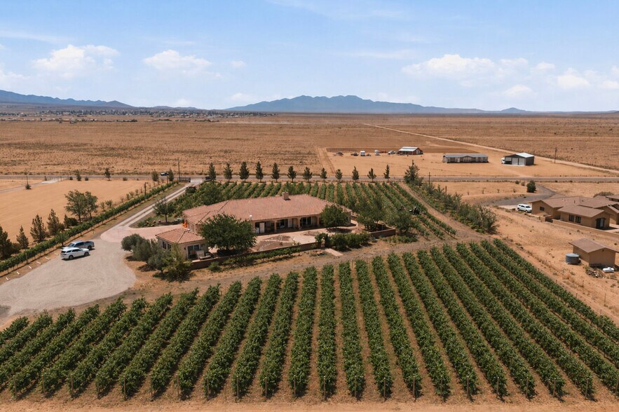 6927 E Brooks Blvd, Kingman, AZ à vendre - Photo de l’immeuble – Image 2 sur 15