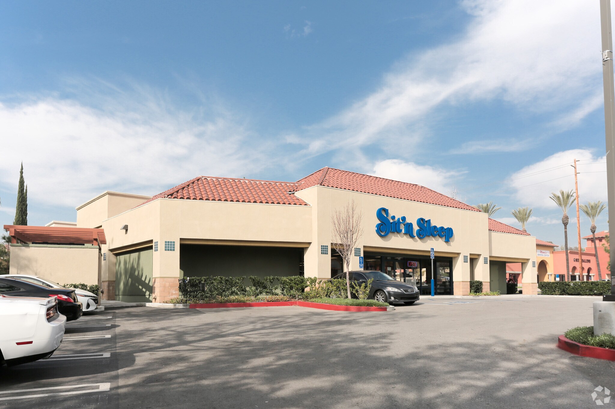 2500 E imperial Hwy, Brea, CA à louer Photo principale– Image 1 sur 2