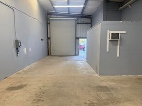 255 S Guild Ave, Lodi, CA à louer Photo intérieure– Image 1 sur 4