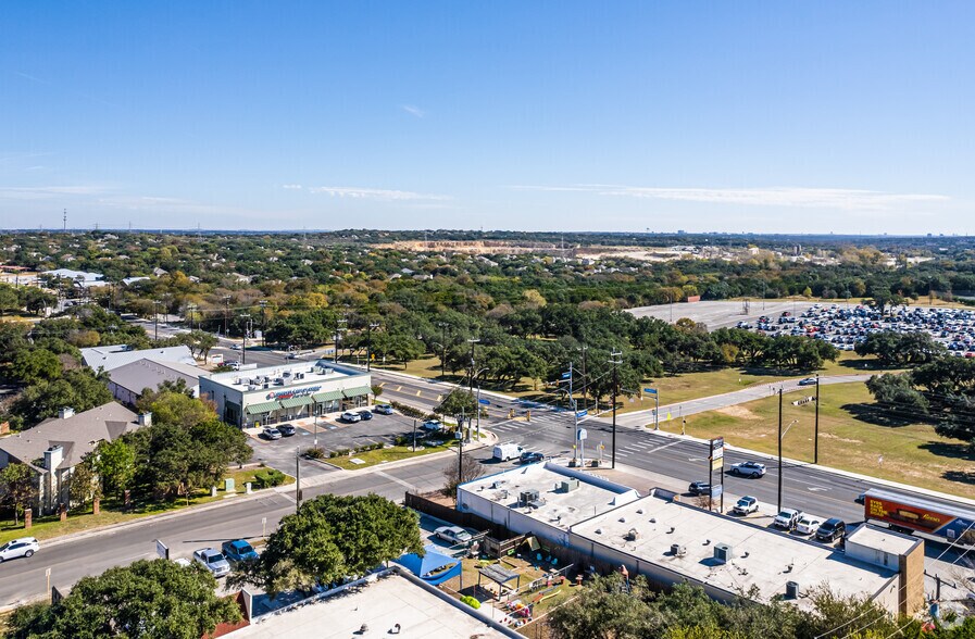 4999 De Zavala, San Antonio, TX à vendre - Aérien – Image 2 sur 8