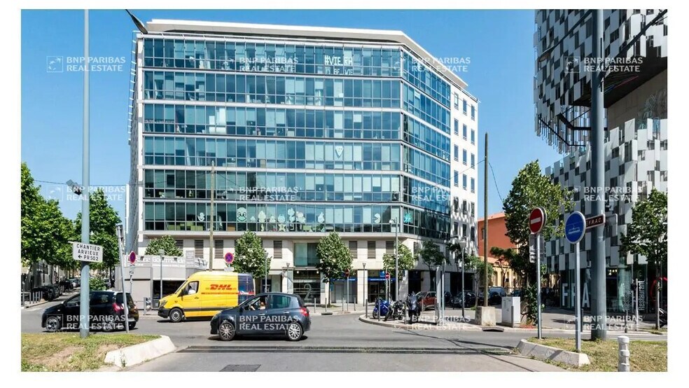 Bureau dans Marseille à louer - Photo de l’immeuble – Image 1 sur 13