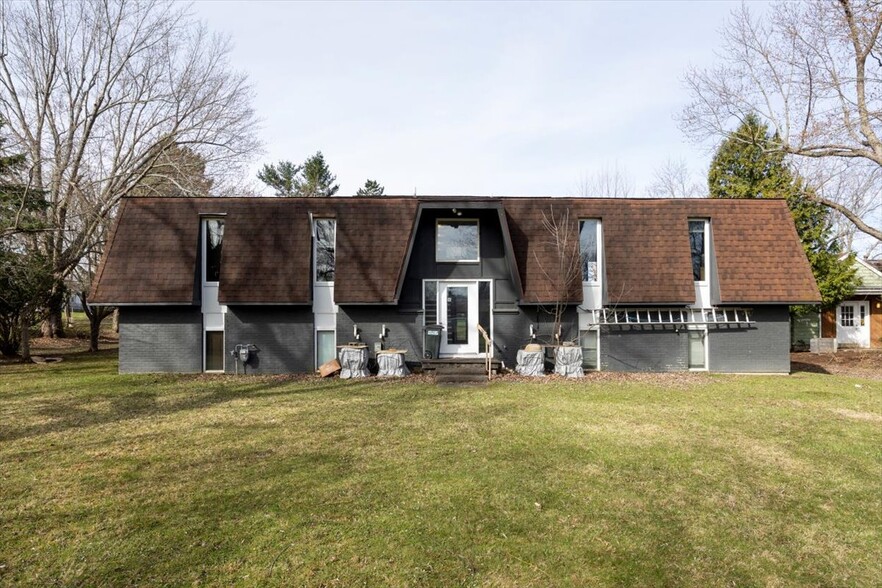 3605 Eggert Rd, Orchard Park, NY à vendre - Photo de l’immeuble – Image 2 sur 20